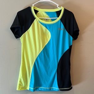 Womens FILA sport shirt in medium